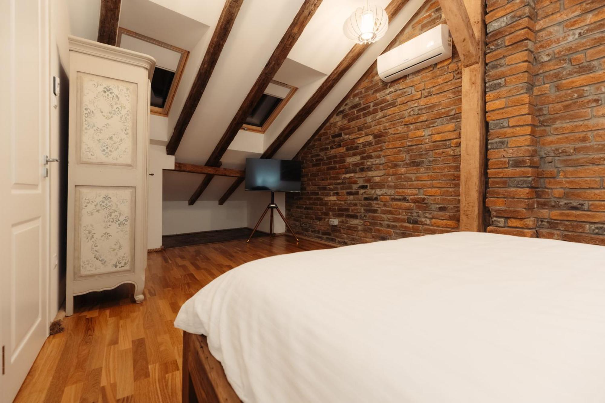 Casa 1901 Aparthotel Baia Mare Bagian luar foto